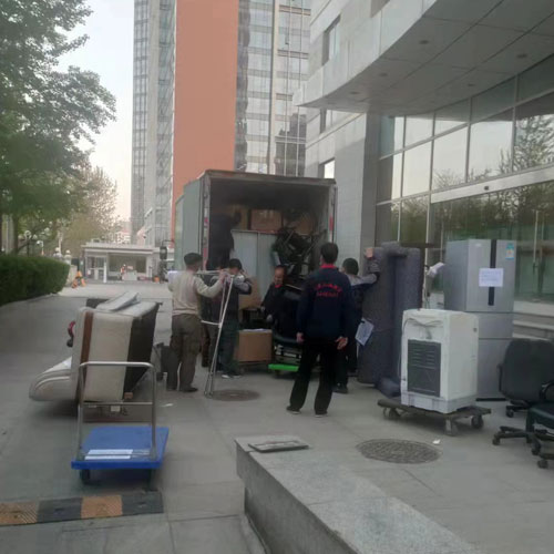 注意搬家的時(shí)候事項(xiàng)：確保物品安全，避免遺漏，讓搬家過(guò)程更加順利